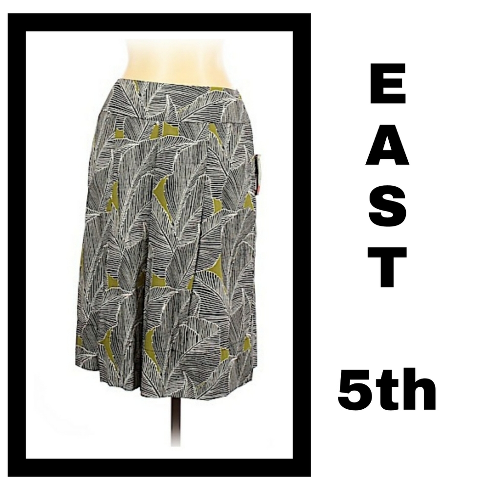 East 5th Skirt Black and White. Size 14